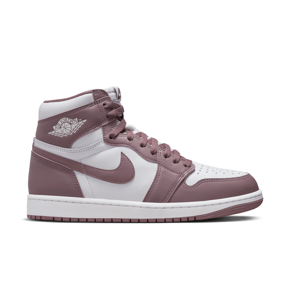 men's air jordan retro 1 mid premium basketball shoes