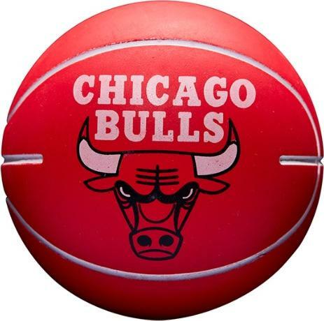 Wilson NBA Dribbler Chicago Bulls 'Red'