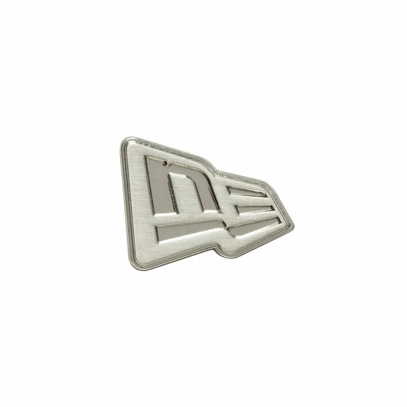 New Era Flag Silver Pin Badge 'Silver'