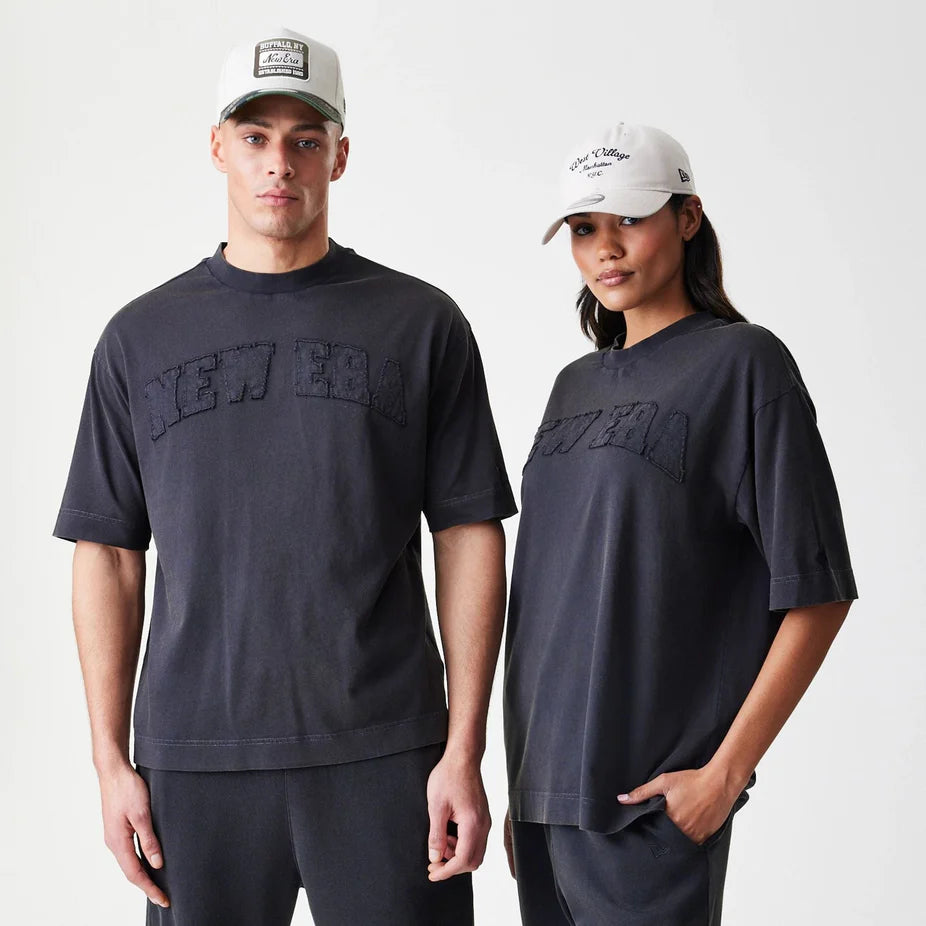 New Era Washed Black Oversized T-Shirt 'Black'