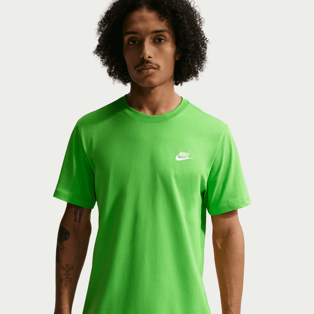 Nike Sportswear Club Men's T-Shirt 'Mean Green'