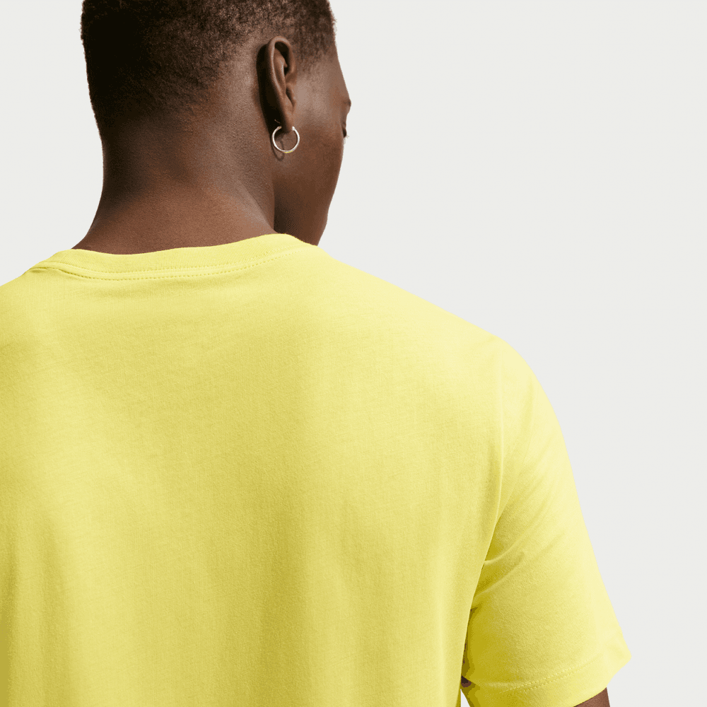 Nike Sportswear Club Men's T-Shirt 'Sonic Yellow'