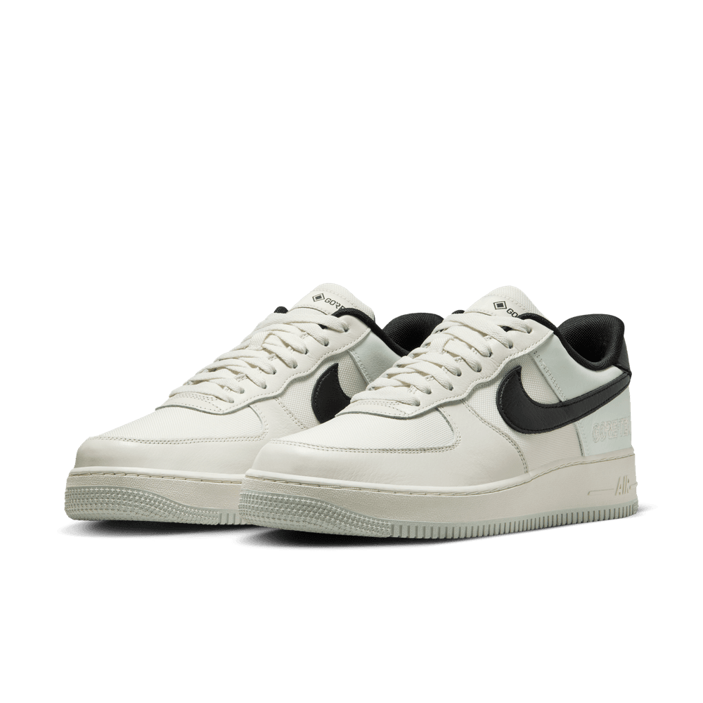 Nike Air Force 1 GORE-TEX Shoes 'Phantom/Black/Silver'