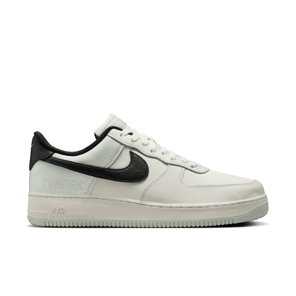 Nike Air Force 1 GORE-TEX Shoes 'Phantom/Black/Silver'