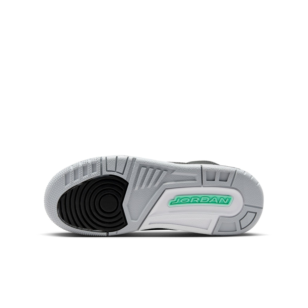 Air Jordan 3 Retro Big Kids' Shoes (GS) 'Black/Green Glow/Grey'