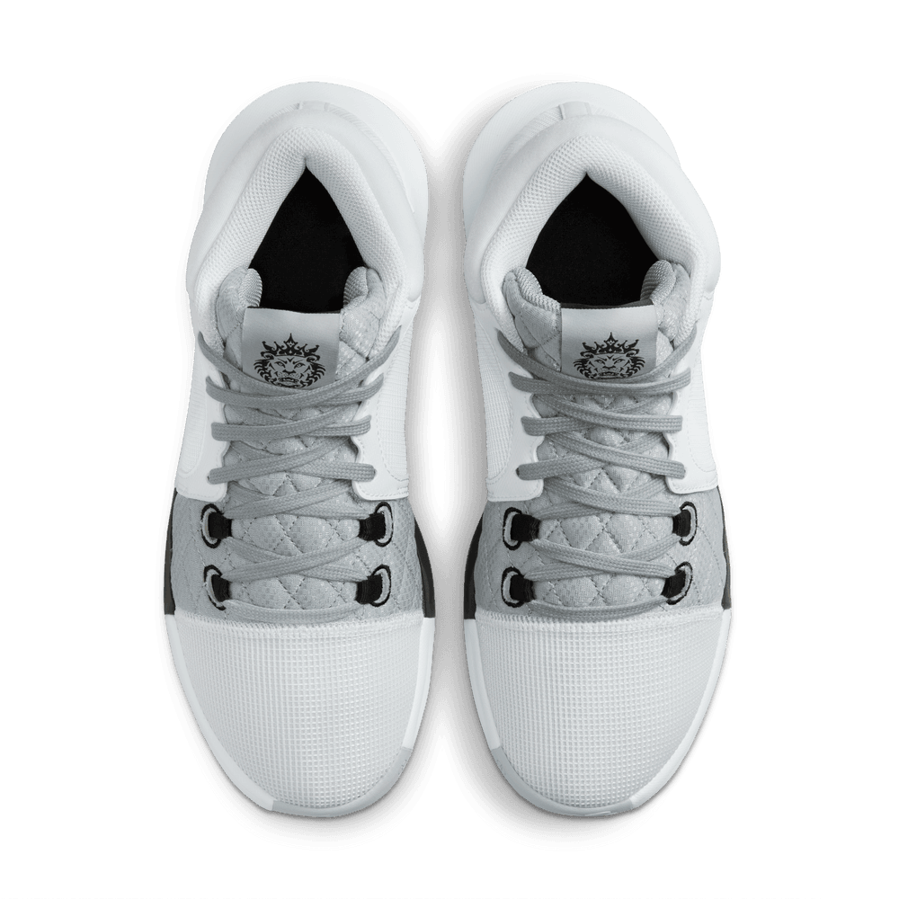 LeBron James LeBron Witness 8 Basketball Shoes 'White/Black/Smoke Grey'