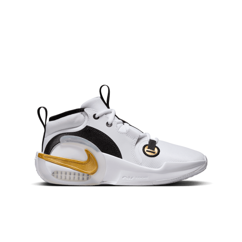 Nike Air Zoom Crossover 2 Big Kids' Basketball Shoes (GS) 'White/Gold/Black'
