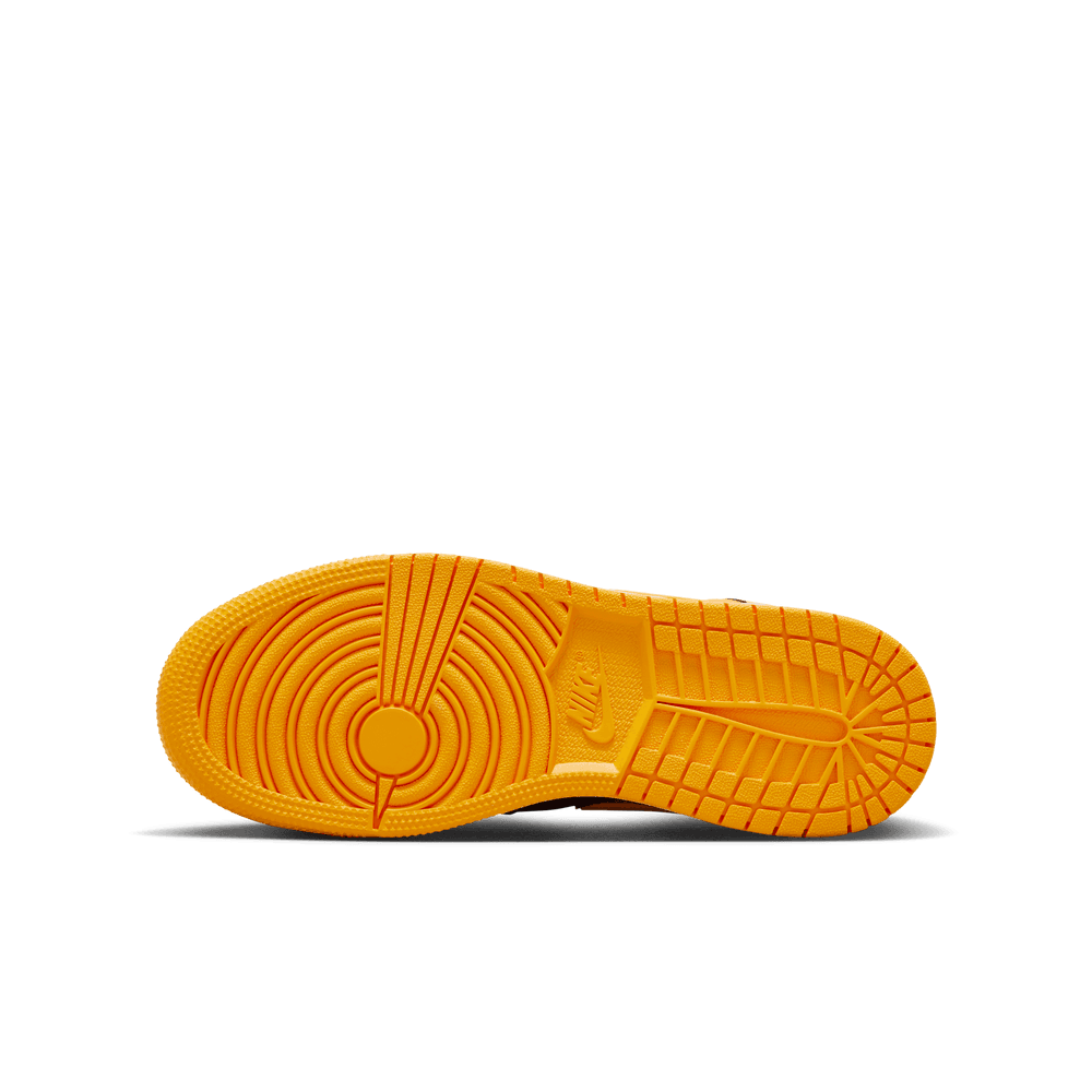 Air Jordan 1 Mid SE Big Kids Shoes GS Black Orange Bouncewear