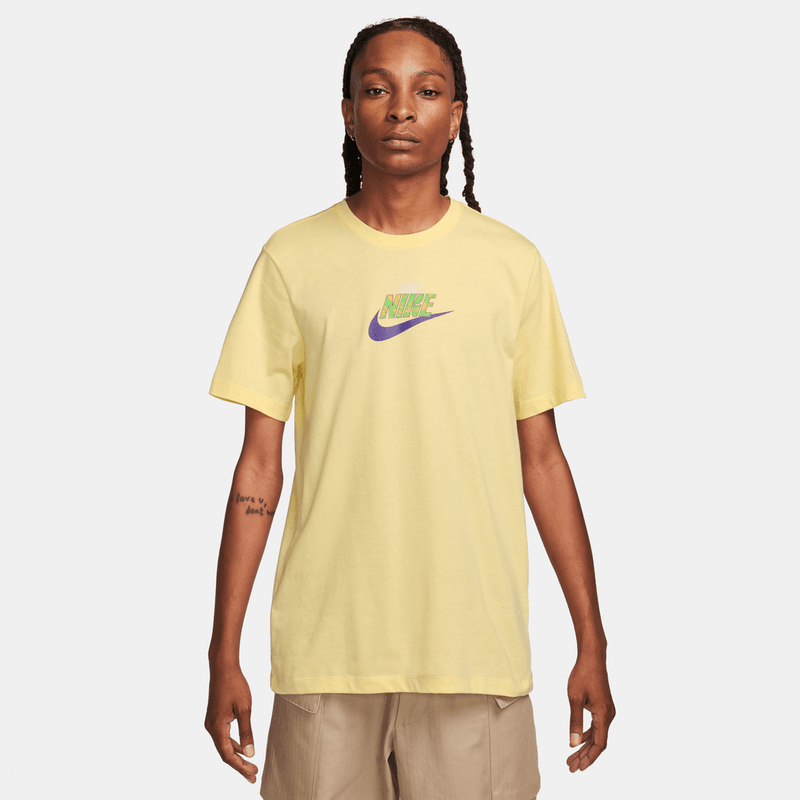 Nike Sportswear T-Shirt 'Sun Soft Yellow'