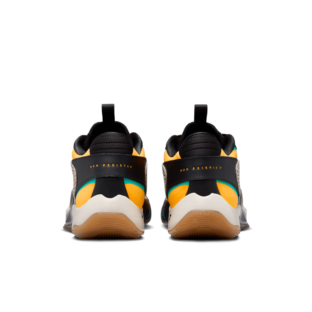 luka doncic orange shoes