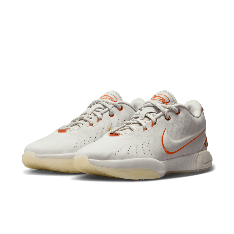 Lebron james tennis shoes 218 online