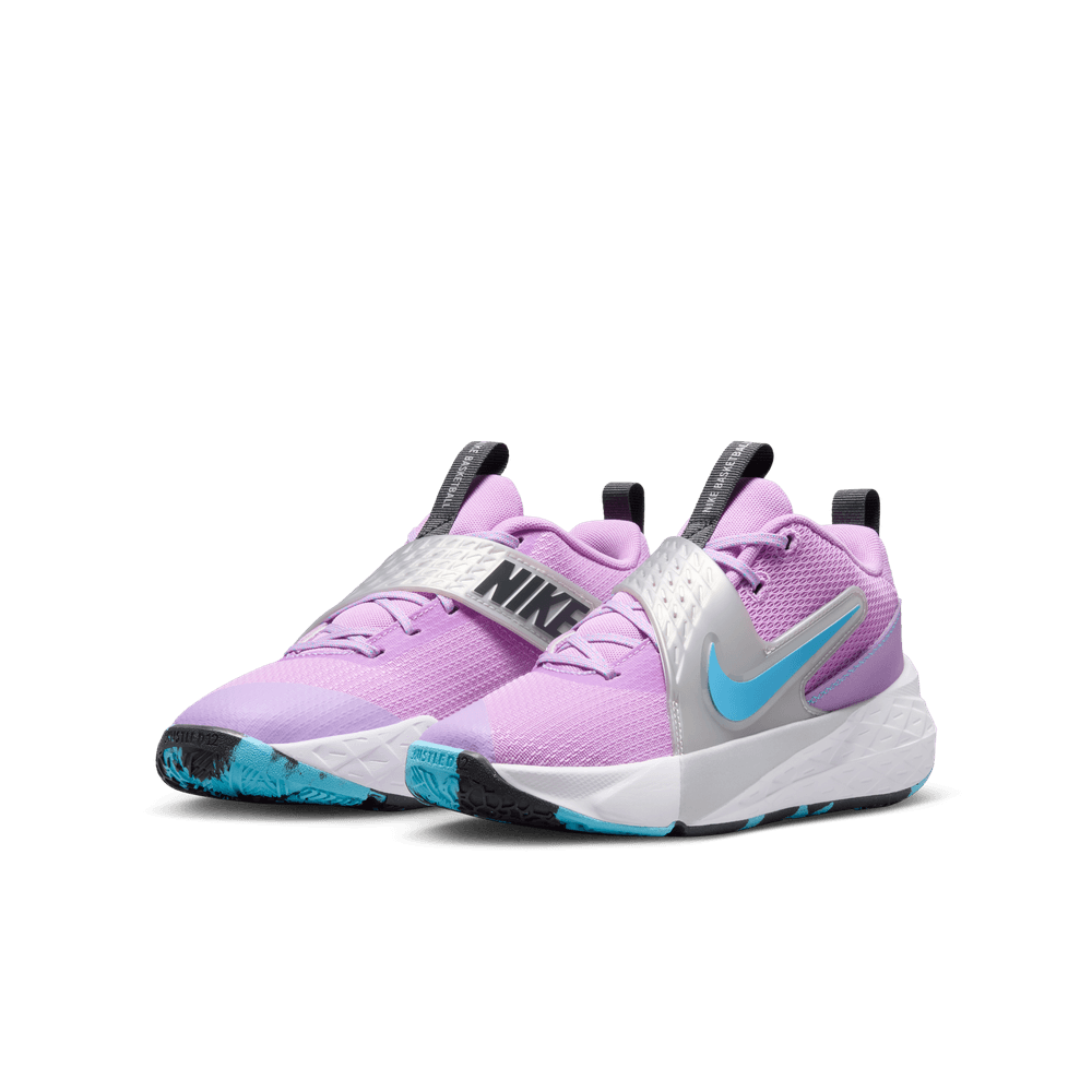 Nike Team Hustle D 12 Big Kids' Basketball Shoes (GS) 'Fuchsia/Baltic Blue'