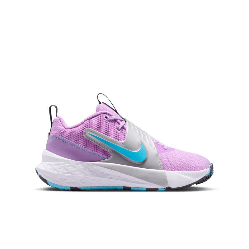Nike Team Hustle D 12 Big Kids' Basketball Shoes (GS) 'Fuchsia/Baltic Blue'