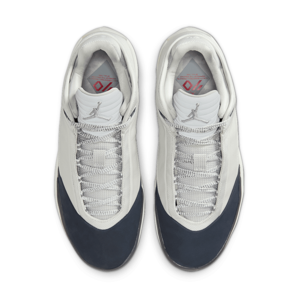 gray basketball shoes