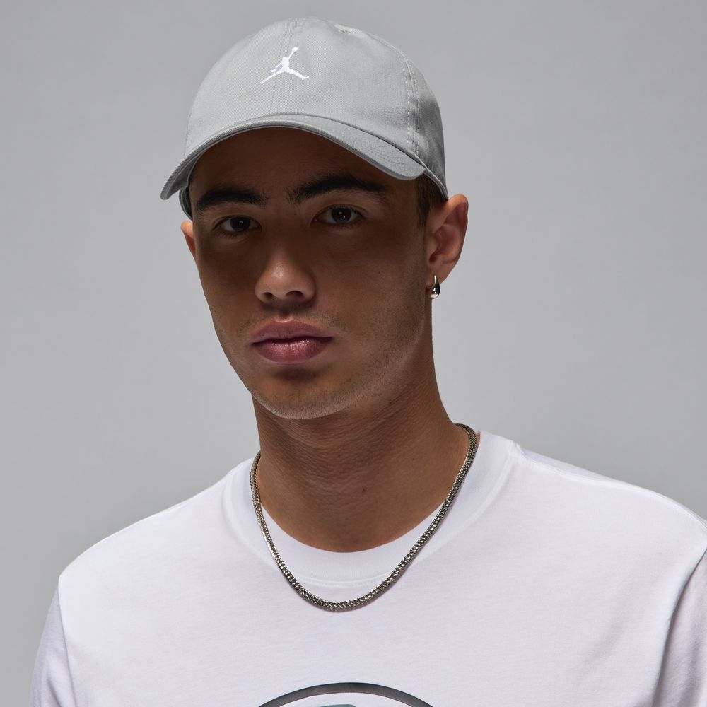 Jordan Club Unstructured Curved-Bill Hat 'Grey/White'