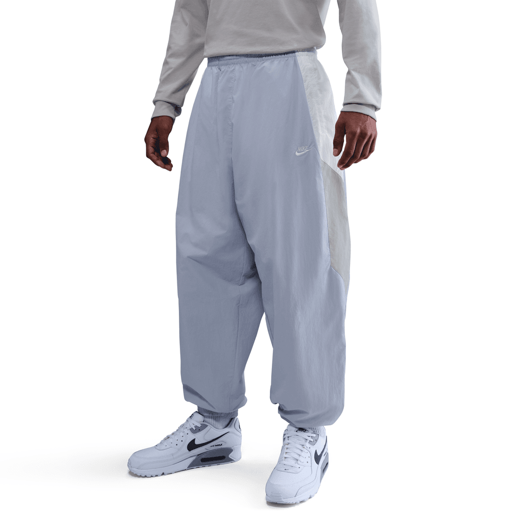 Nike Club Men's Oversized Woven Track Pants 'Ghost/Smoke Grey'