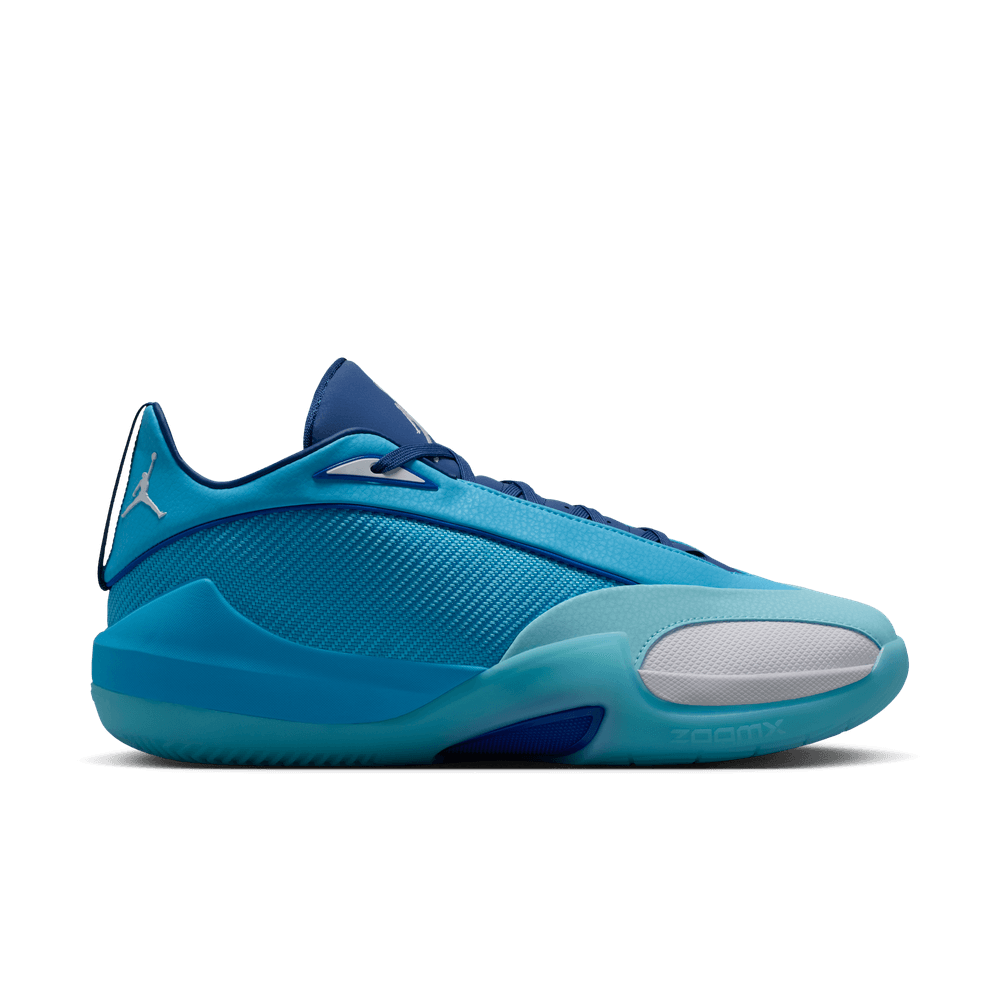 Jordan Triangle Basketball Shoes 'Baltic Blue/White'