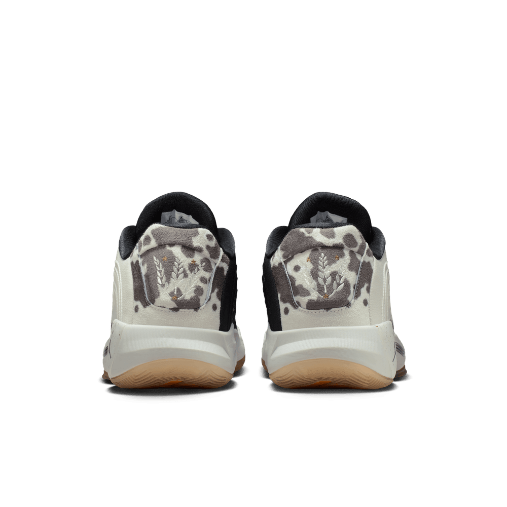 Luka 4 "Gone Ranching" Basketball Shoes 'White/Pine Green/Gold'