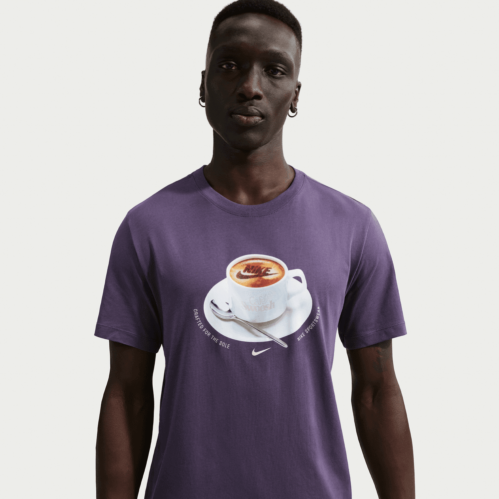 Nike Sportswear T-Shirt 'Dark Raisin'