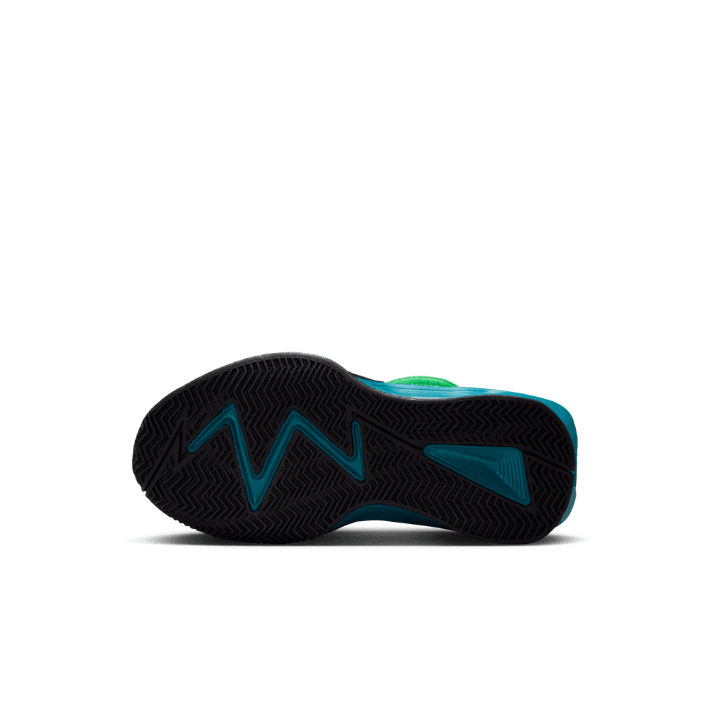 Nike S.T. Dynamite Little Kids' Basketball Shoe (PS) 'Illusion Green/Black'