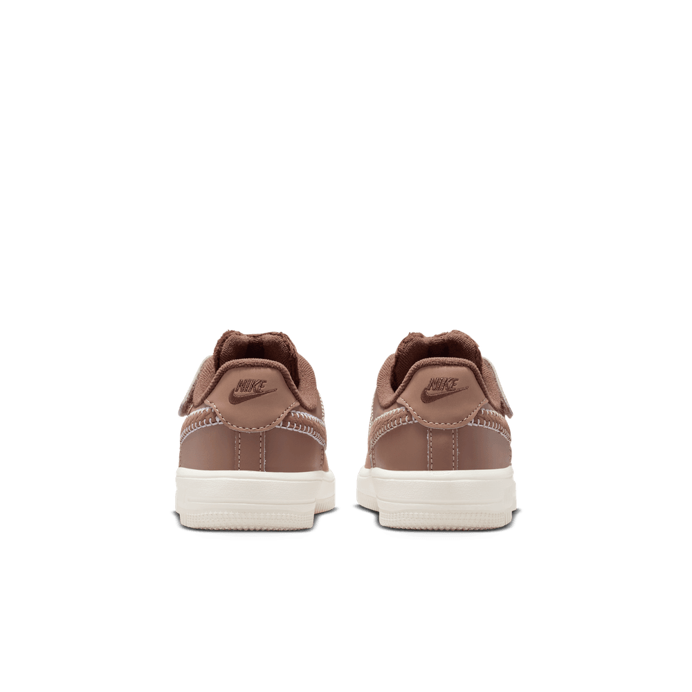 Nike Force 1 Low EasyOn Little Kids' Shoes (PS) 'Desert Dust/Brown'