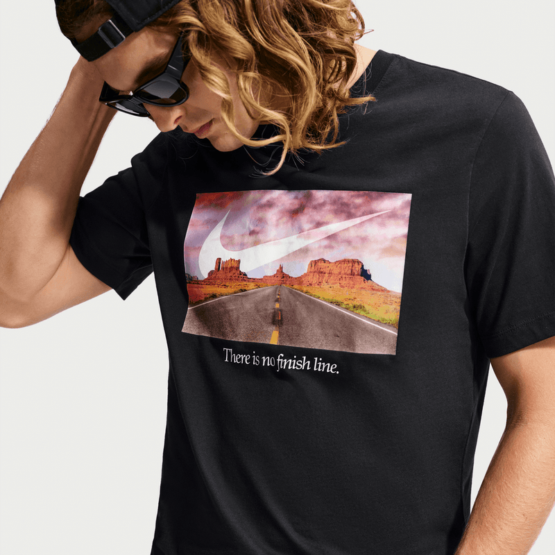 Nike Sportswear Men's T-Shirt 'Black'