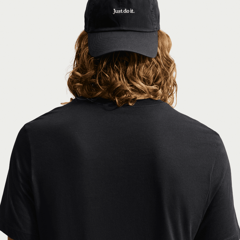 Nike Sportswear Men's T-Shirt 'Black'