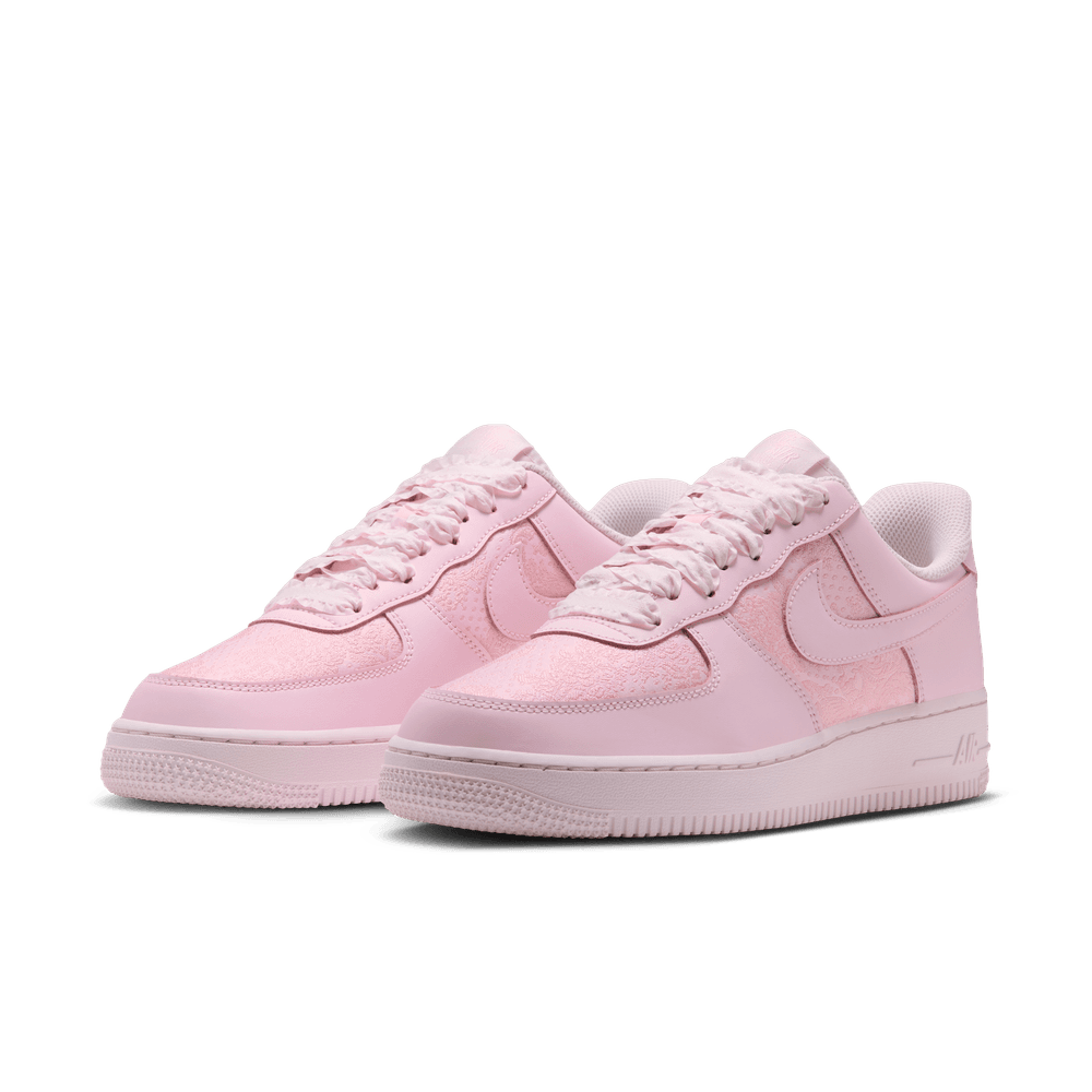 Nike Air Force 1 '07 SE Women's Shoes 'Pink'