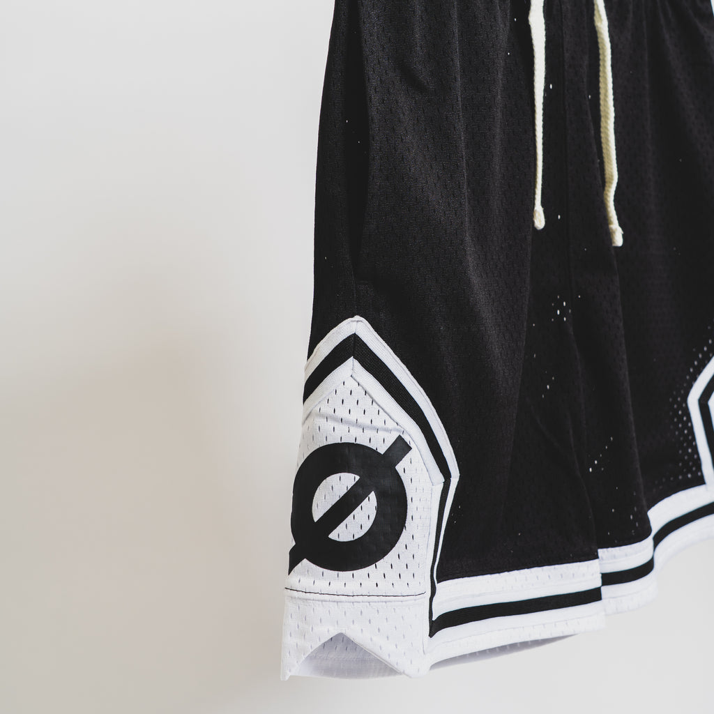 KLOVR Mesh Basketball Shorts 'Black/White'