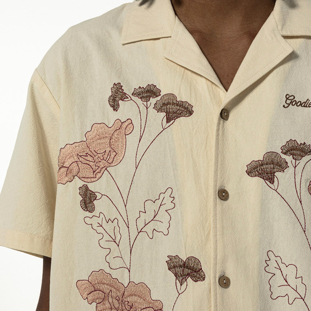 Goodies Sportive Keep The Flowers Shirt 'Ecru'