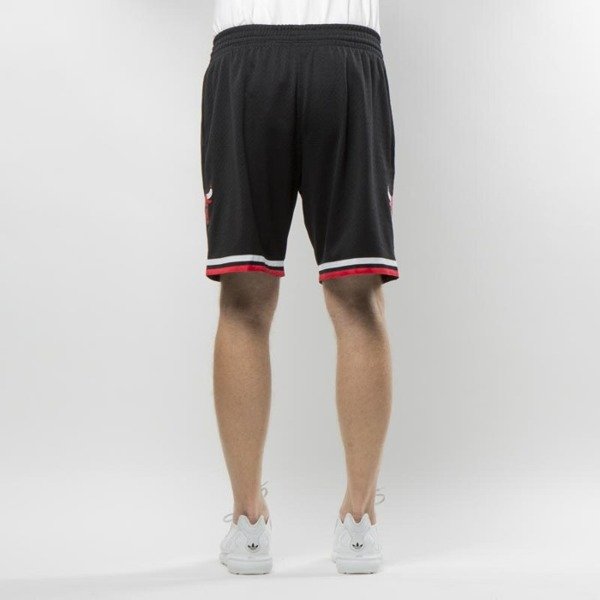 Mitchell & Ness Chicago Bulls Swingman Shorts 'Black'