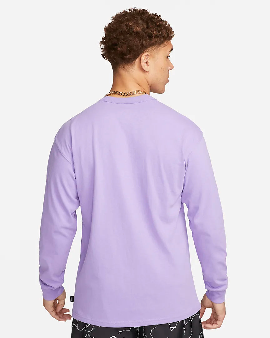 Nike Sportswear Premium Essentials Men s Long Sleeve T Shirt