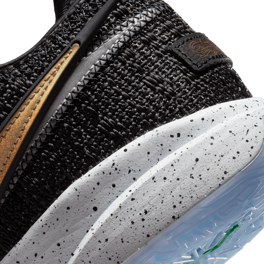 Nike Lebron XX 'Black/Metallic Gold/White Pure Platinum'