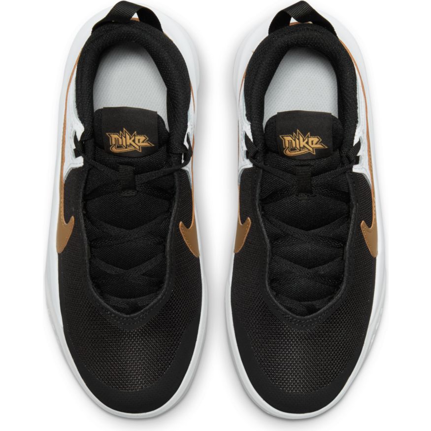 Nike Team Hustle D 10 Big Kids' Basketball Shoes (GS) 'Black/Gold/White'