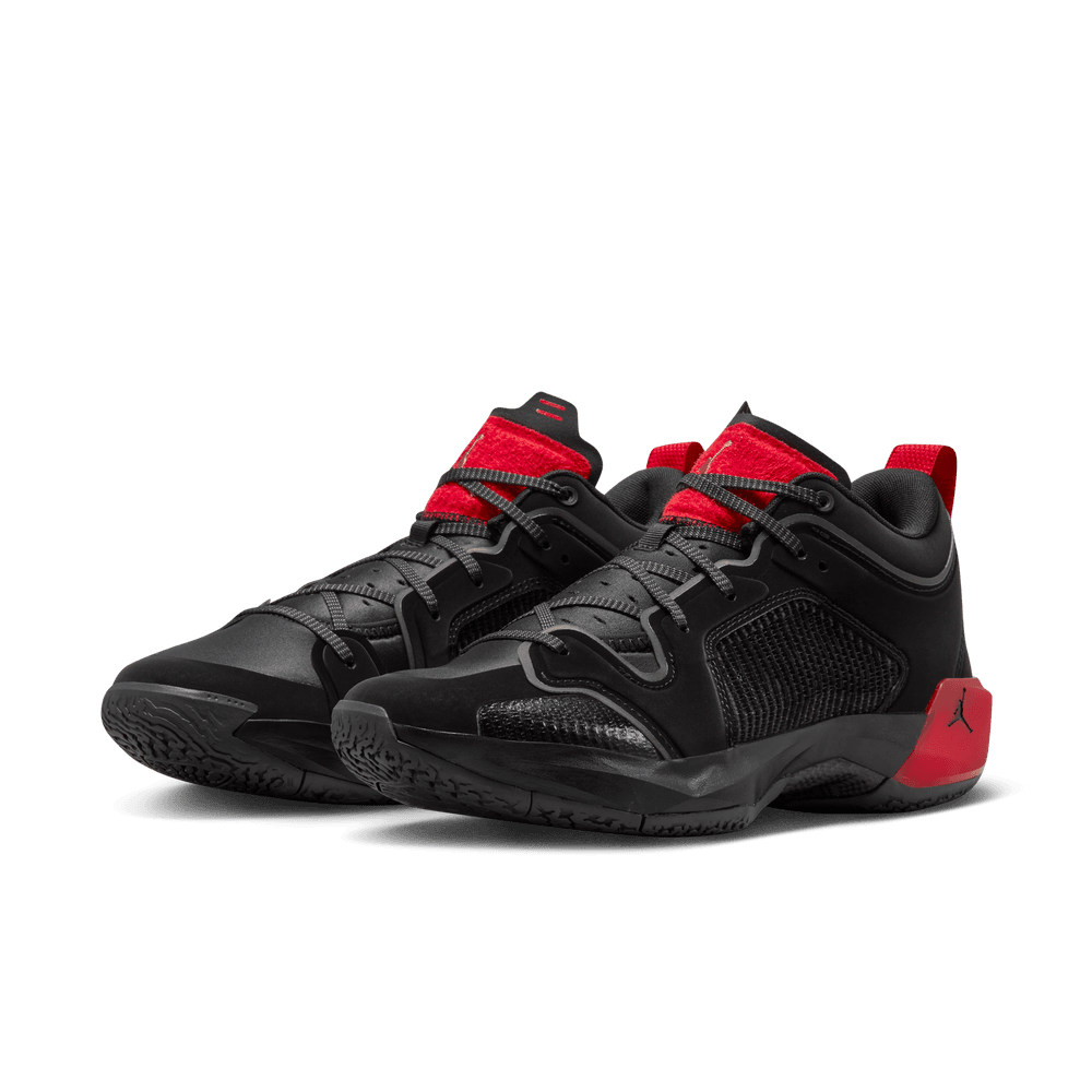 Air Jordan XXXVII Low Basketball Shoes 'Bred'