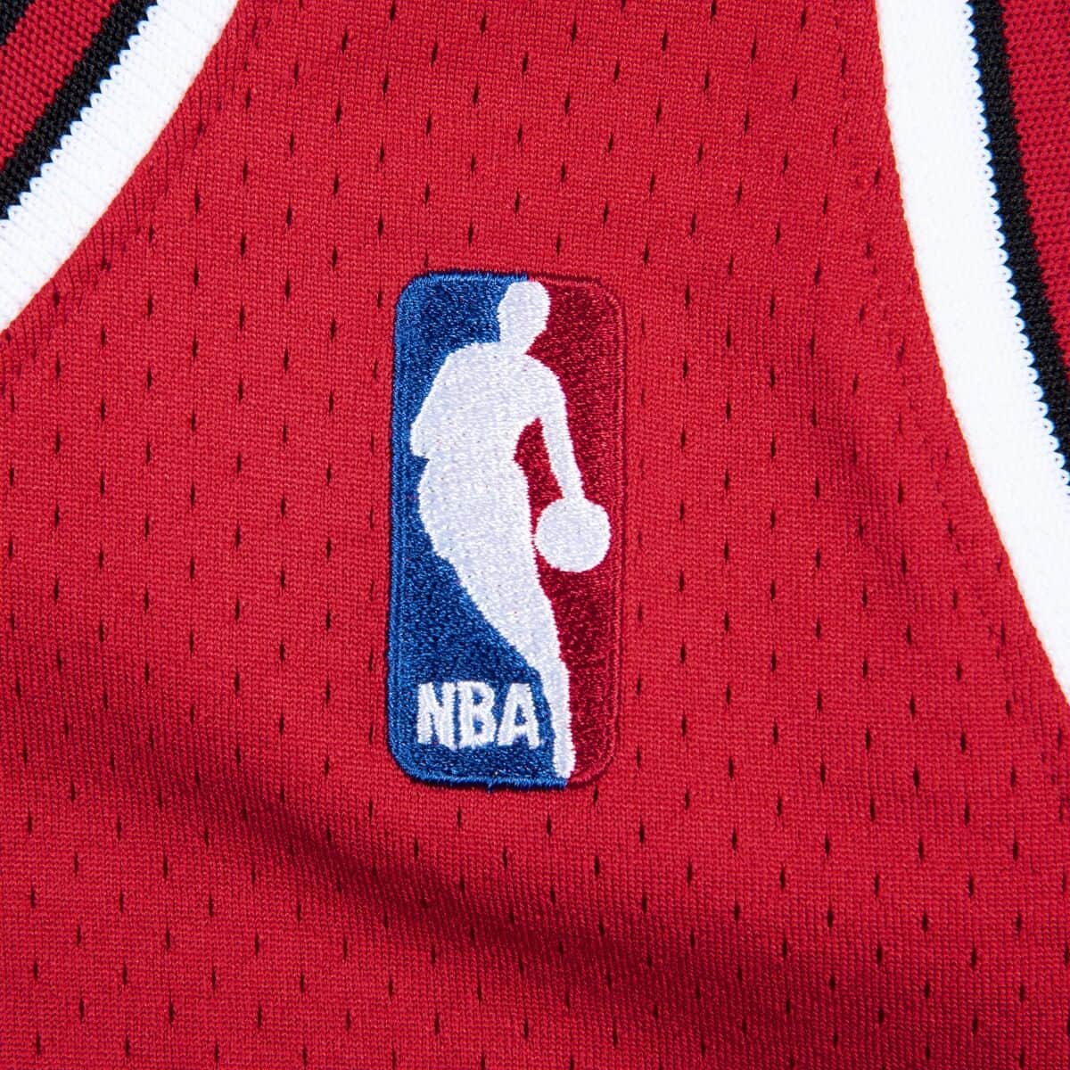 Men's Mitchell & Ness Michael Jordan Red Chicago Bulls 1998 NBA Finals  Hardwood Classics Authentic Player Jersey